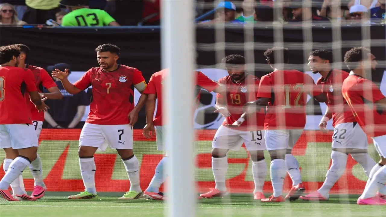 بالتردد | قناة مفتوحة تعلن إذاعة مباراة مصر وبلجيكا في كأس العالم